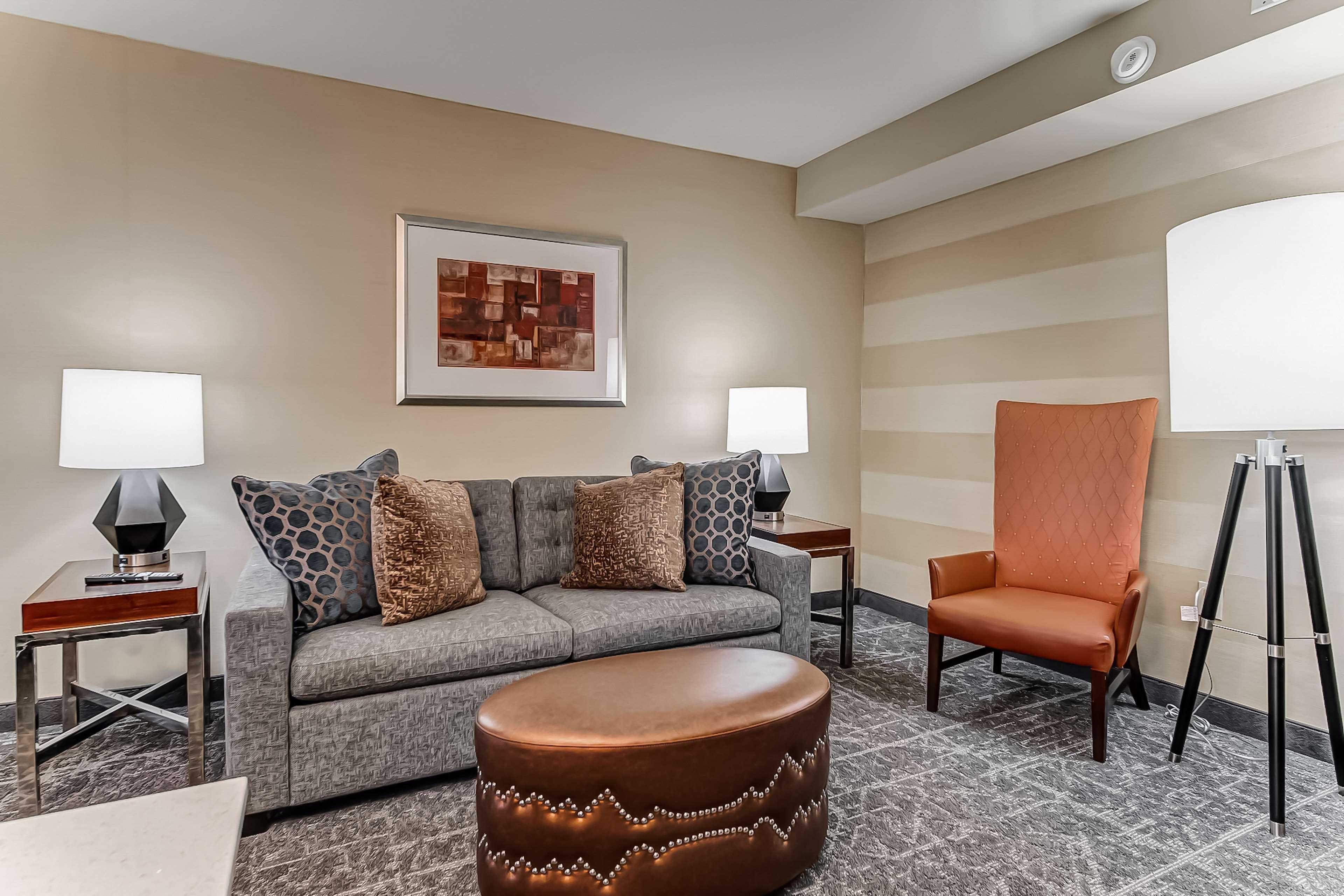 Embassy Suites Atlanta - Kennesaw Town Center Esterno foto