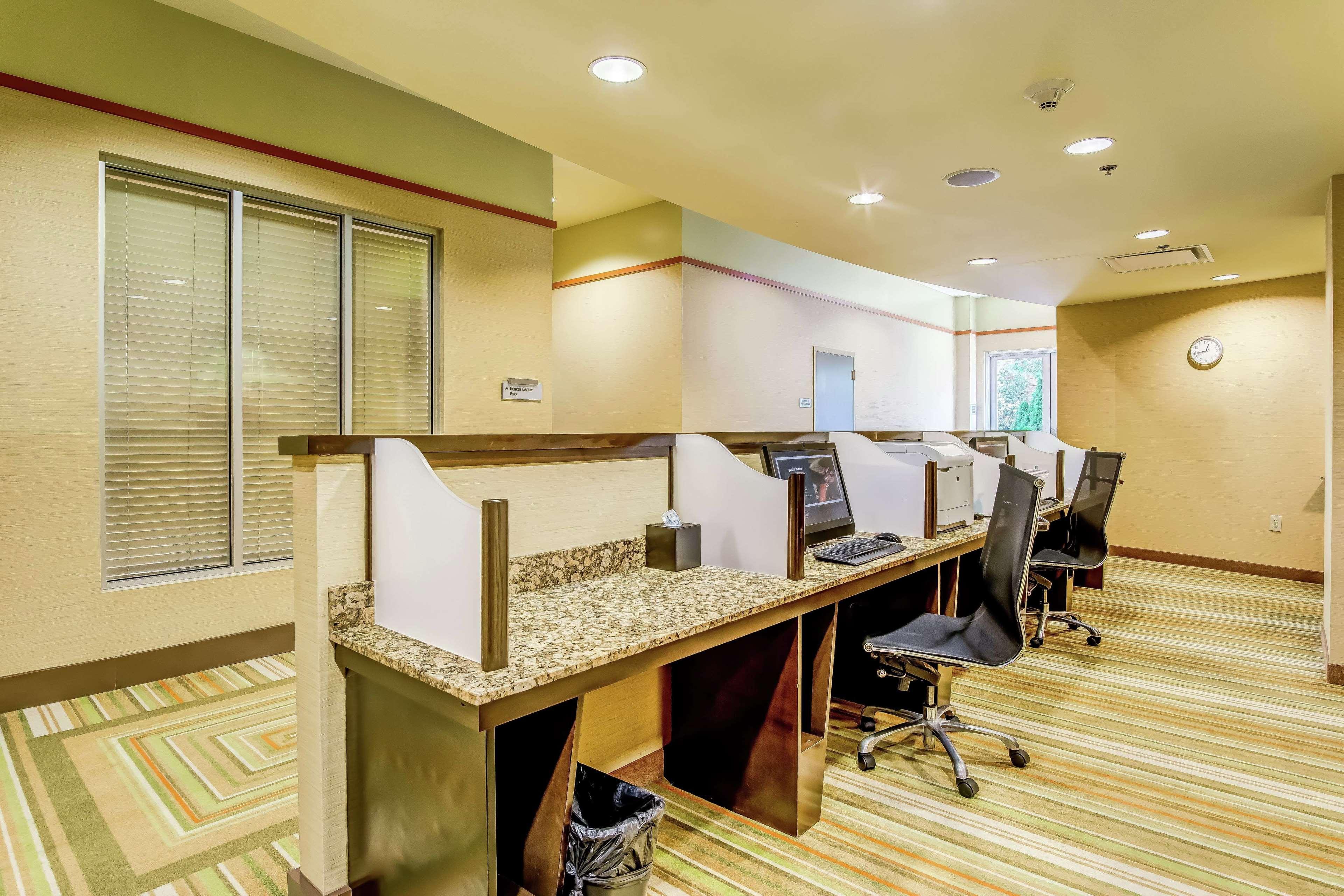 Embassy Suites Atlanta - Kennesaw Town Center Esterno foto