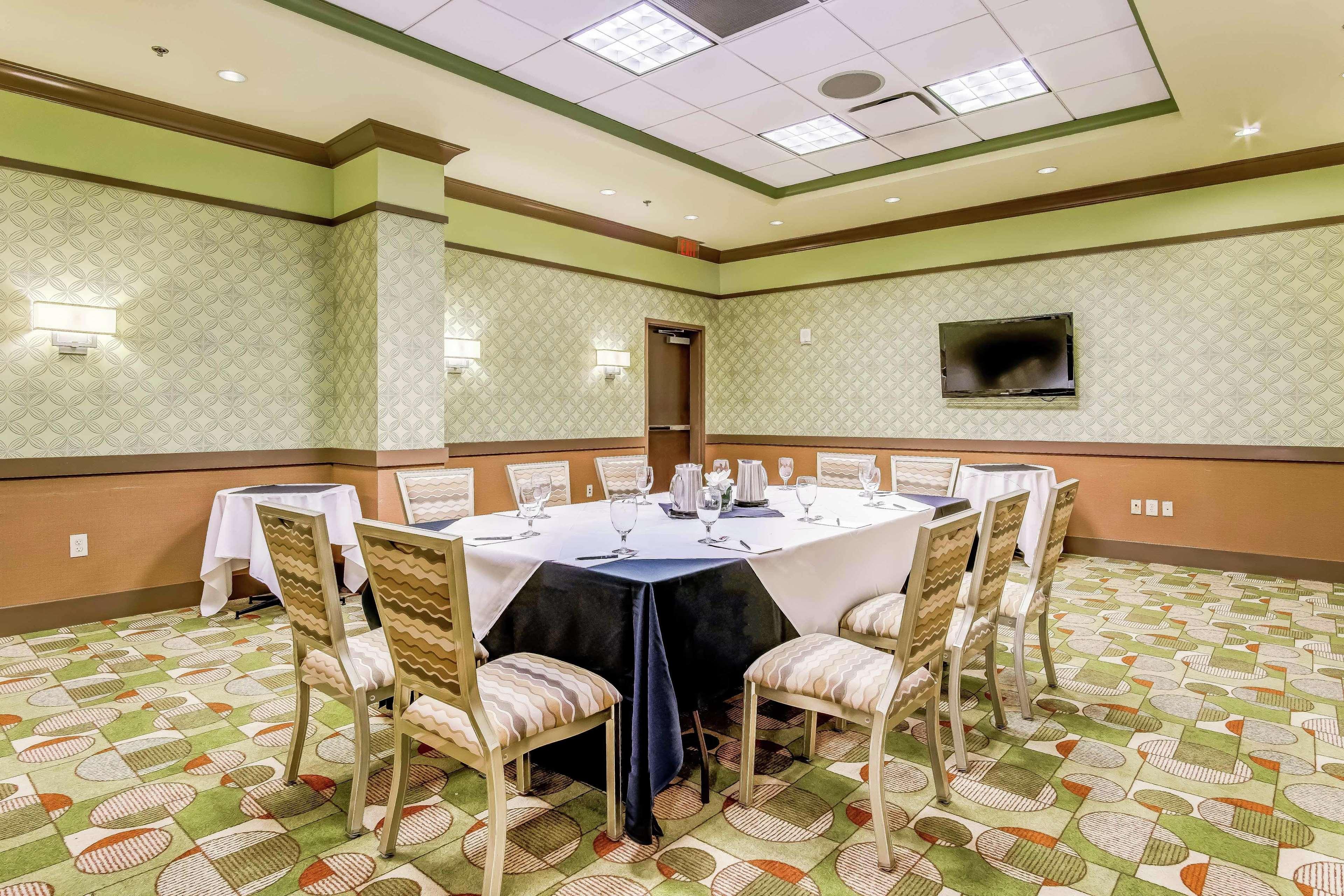 Embassy Suites Atlanta - Kennesaw Town Center Esterno foto