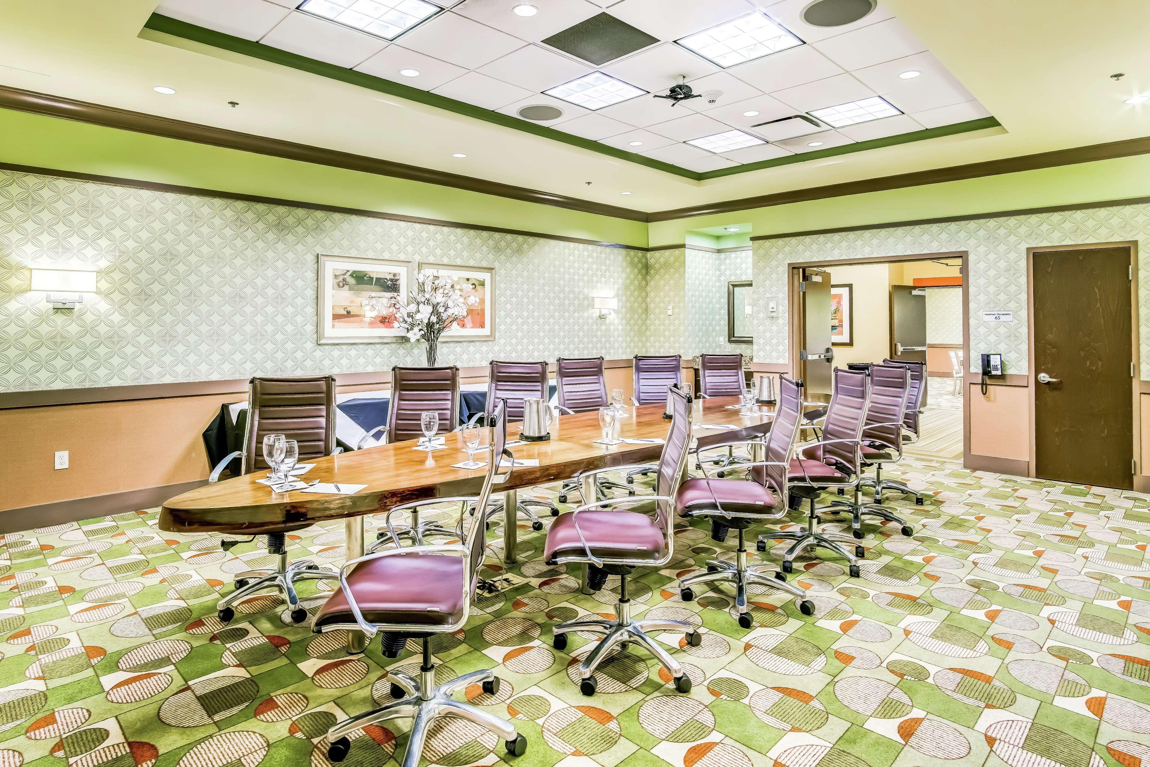 Embassy Suites Atlanta - Kennesaw Town Center Esterno foto