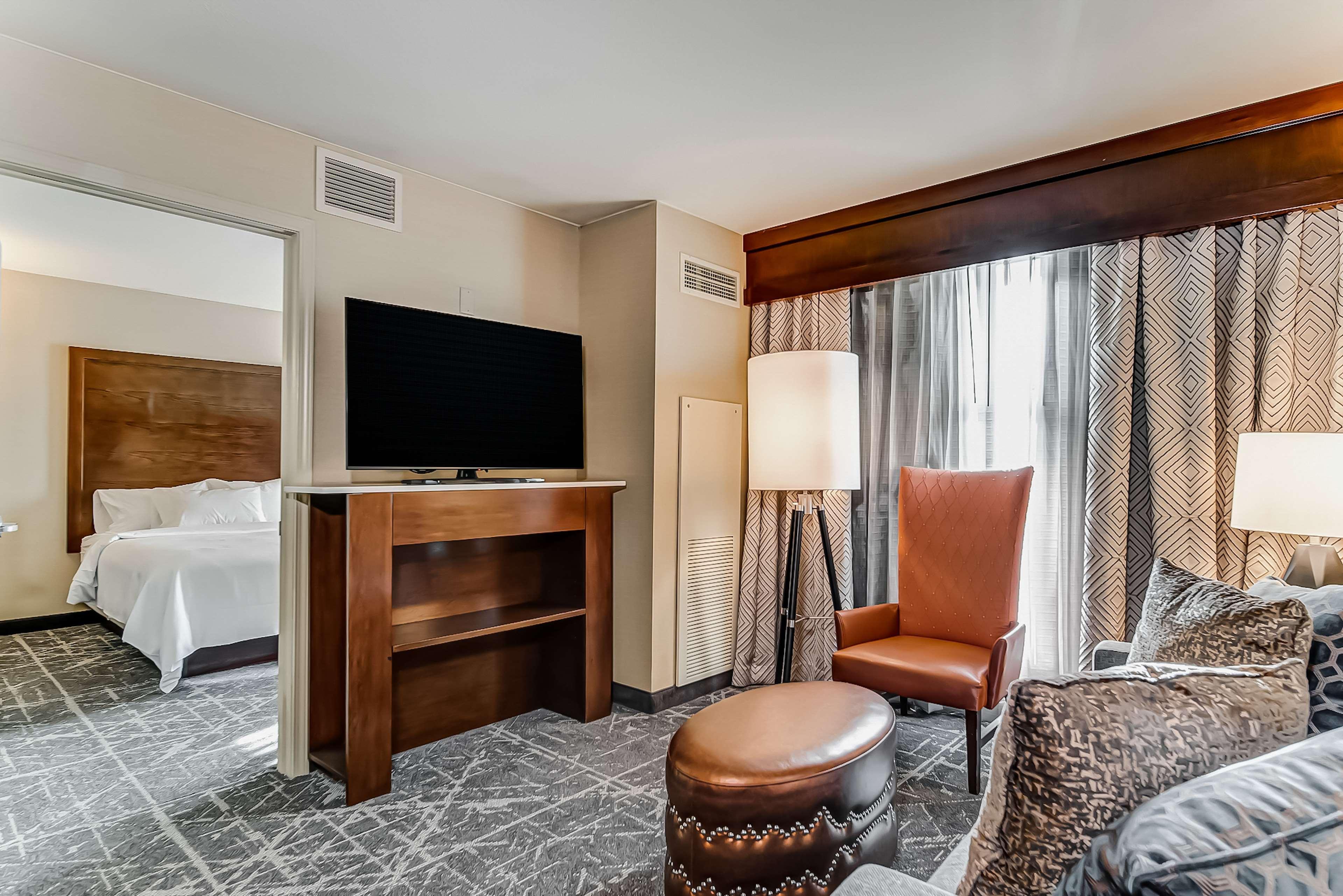 Embassy Suites Atlanta - Kennesaw Town Center Esterno foto