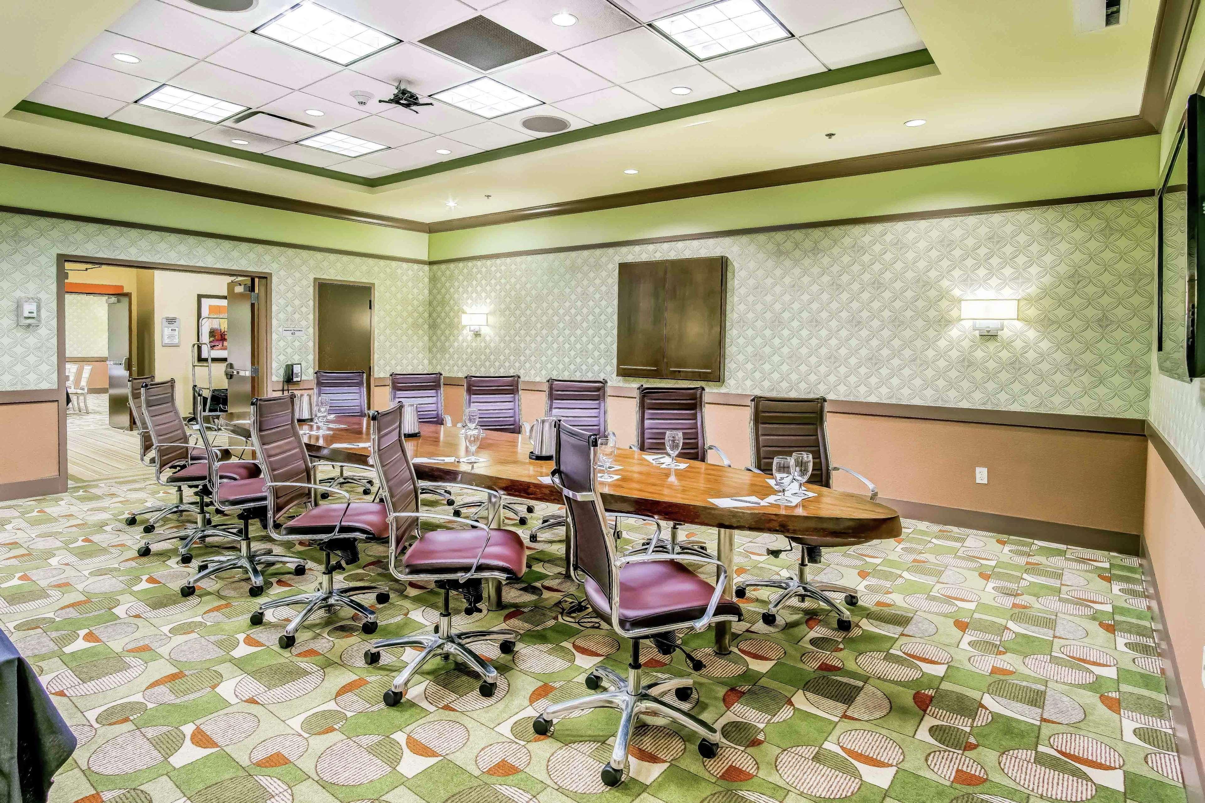 Embassy Suites Atlanta - Kennesaw Town Center Esterno foto