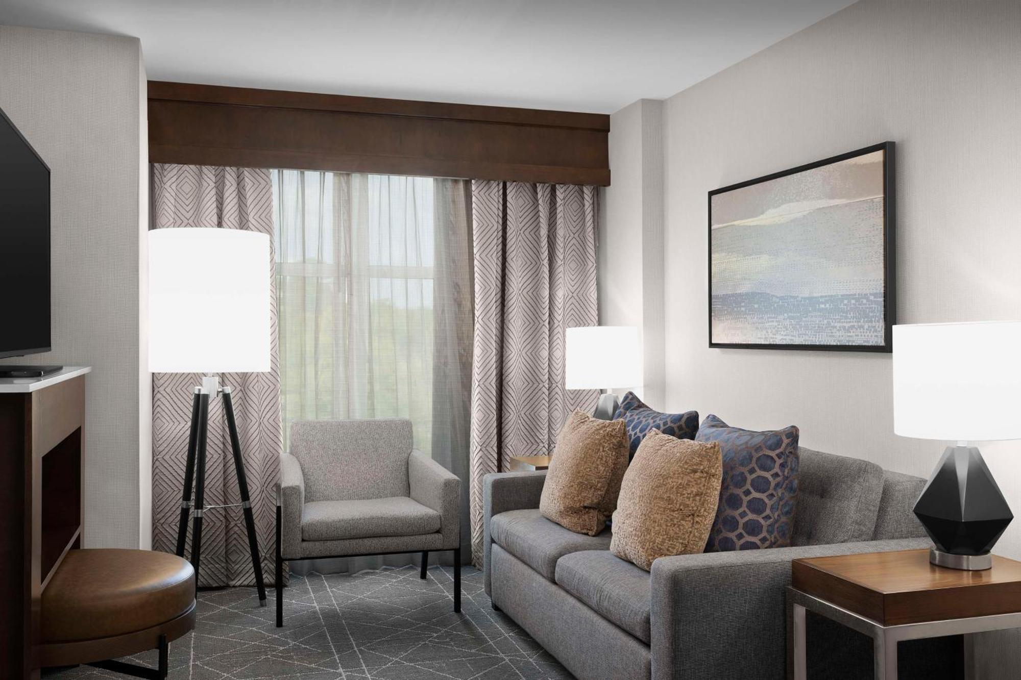 Embassy Suites Atlanta - Kennesaw Town Center Esterno foto